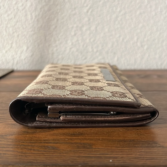 Gucci Vintage Kisslock Wallet - Picture 3 of 9